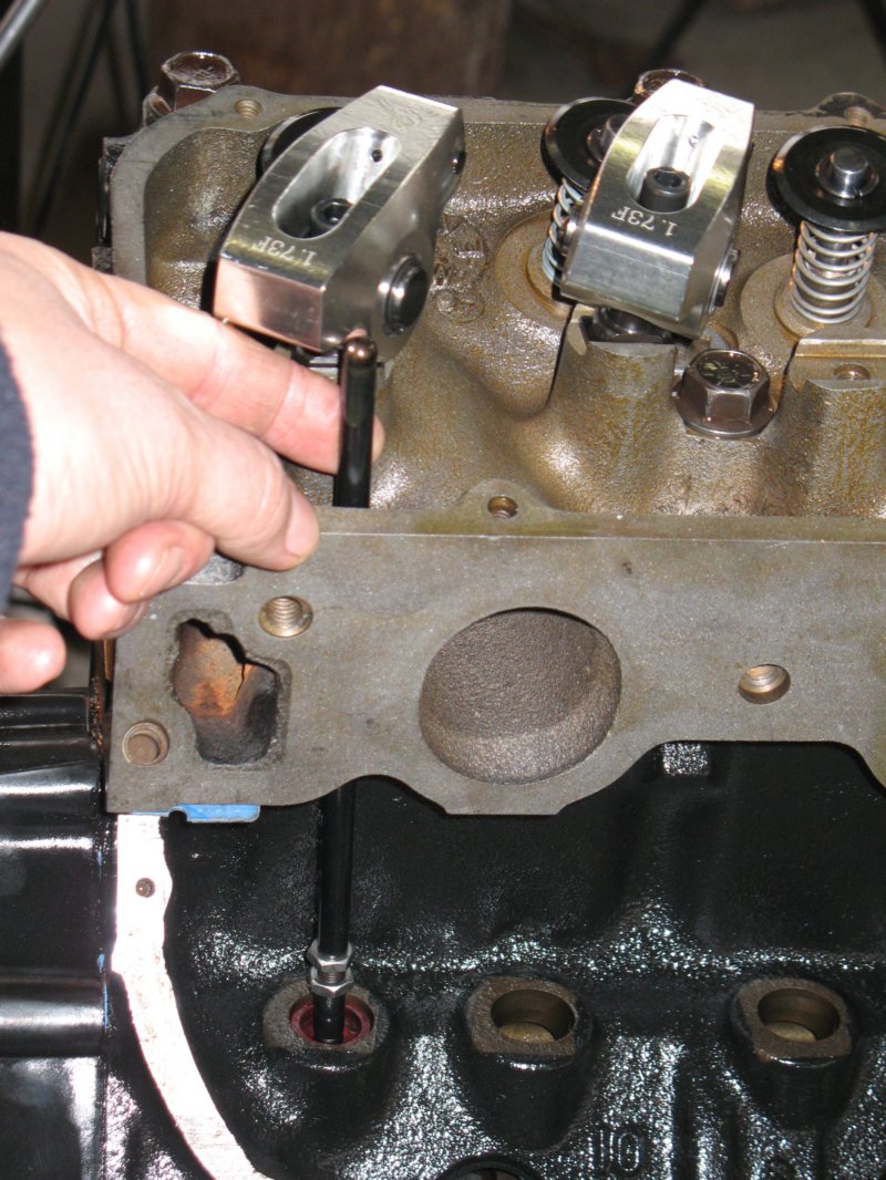 decheckingpushrod.jpg