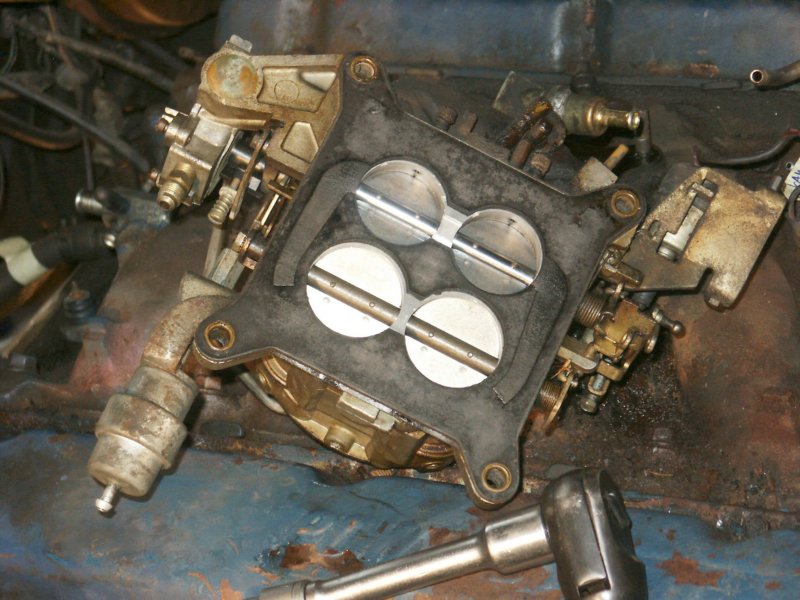 hetonderaanzichtvdcarburateur.jpg
